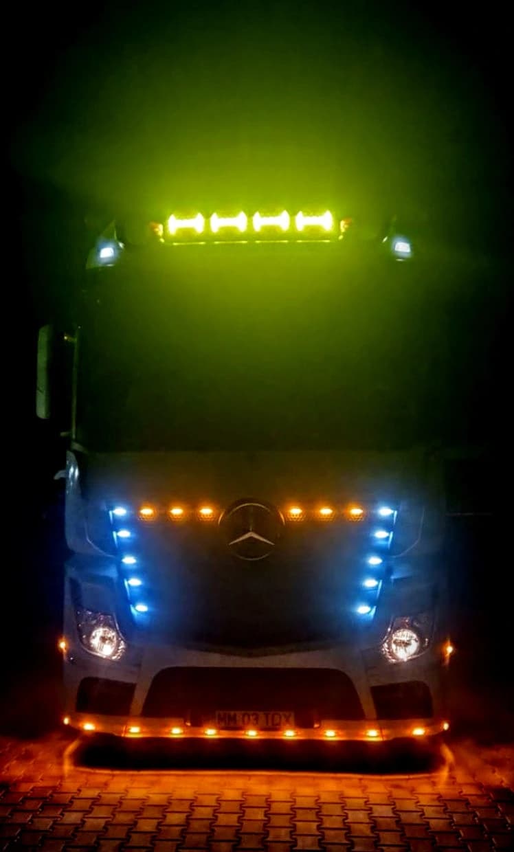 Transadria company logo